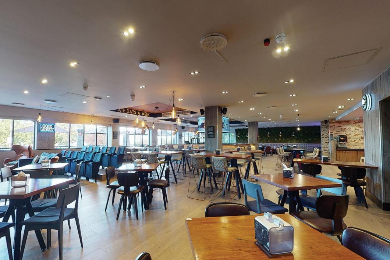 Village Hotel Nottingham Beeston  Extérieur photo